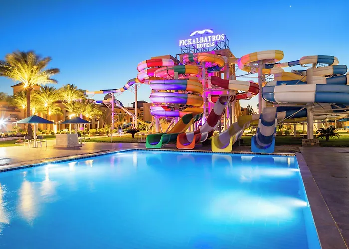 Pickalbatros Aqua Park - 度假村